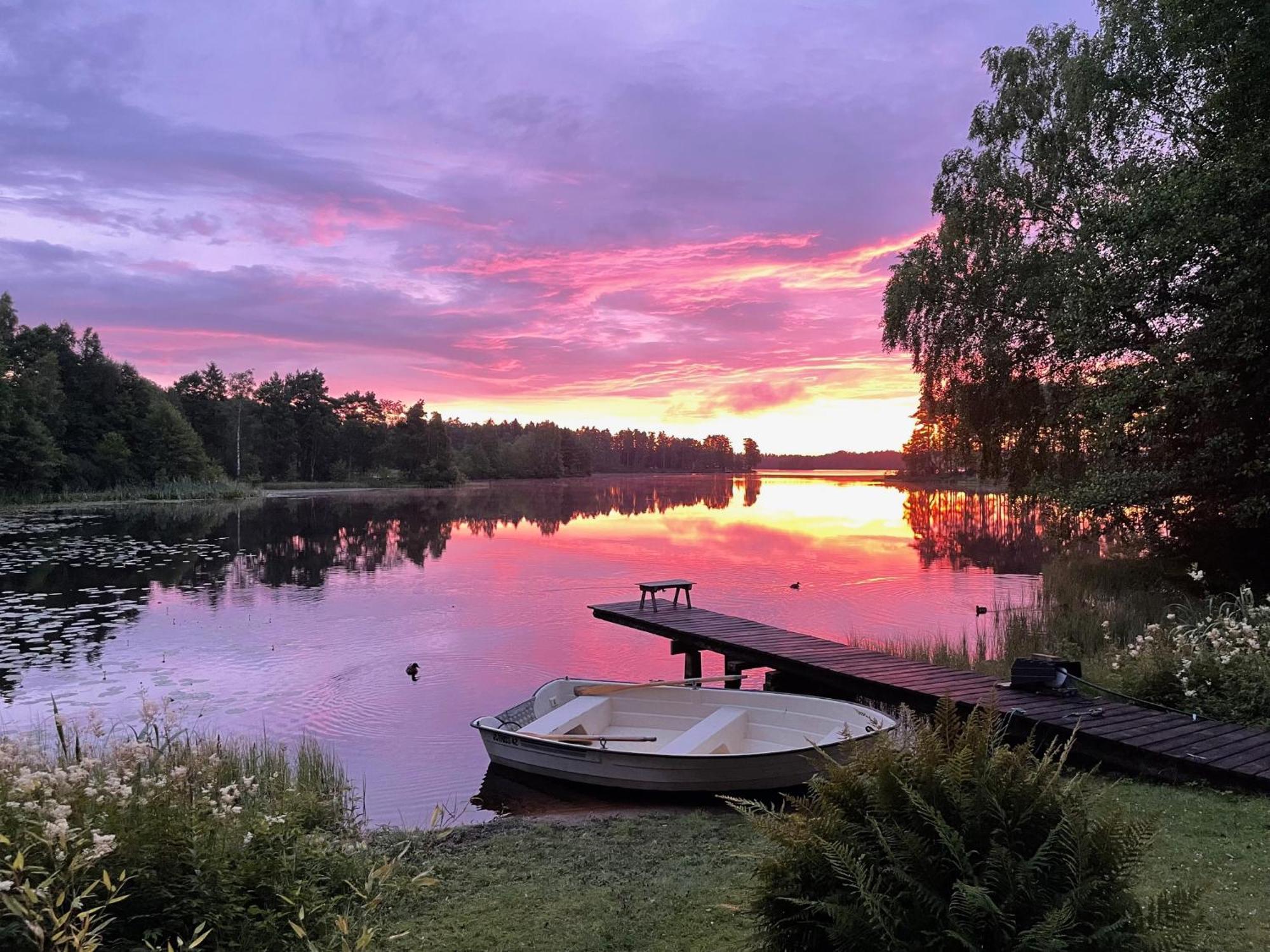 Naturskoent Boende Vid Sjoe Skanes Fagerhult Bagian luar foto